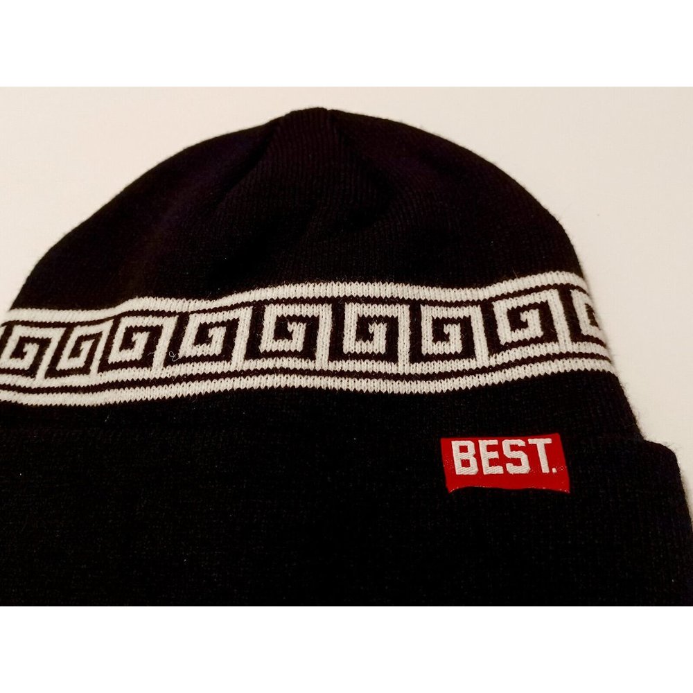 Breezy Excursion Black and White Pattern Beanie Best NWOT Unisex - Picture 5 of 9